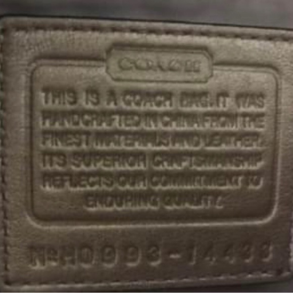 Authentic Coach Bag in excellent condition - Picture 3 of 3